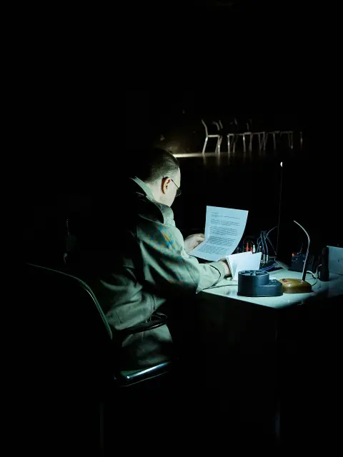"Myoclonic Twitch" - performance documentation, Curtain Razors Theatre, 2021. Photograph by Shelby Fenlon